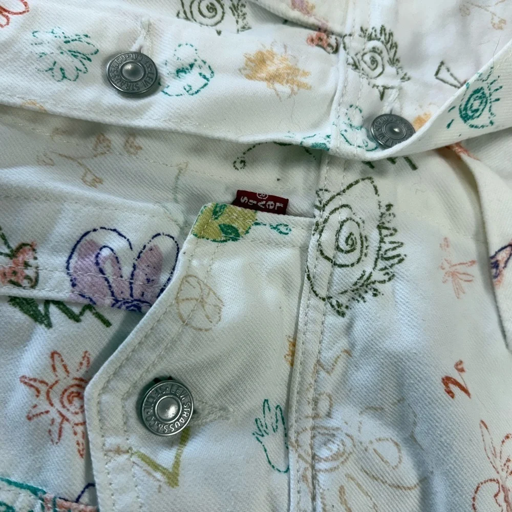 Levi's White Trucker Denim Jean Jacket All Over Print Floral size small